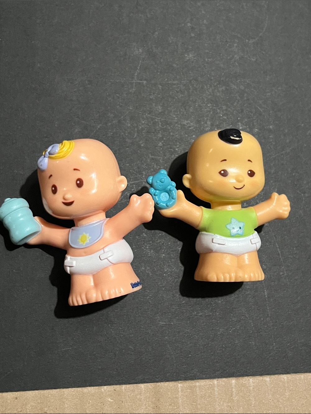 Fisher Price Little People Snuggle Cuddle Baby Figures Babies Lot Of 2